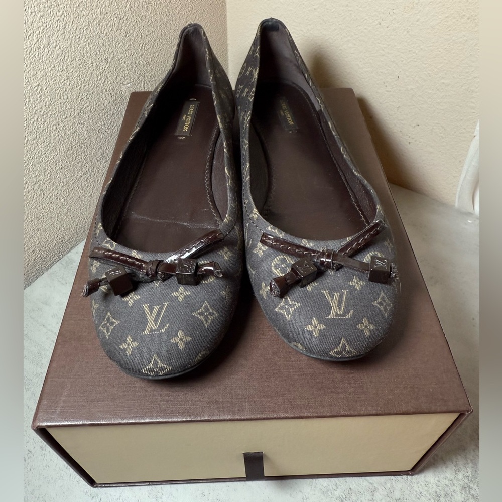 LOUIS VUITTON MINI LIN MONOGRAM CANVAS BALLET FLATS SIZE 38 EU